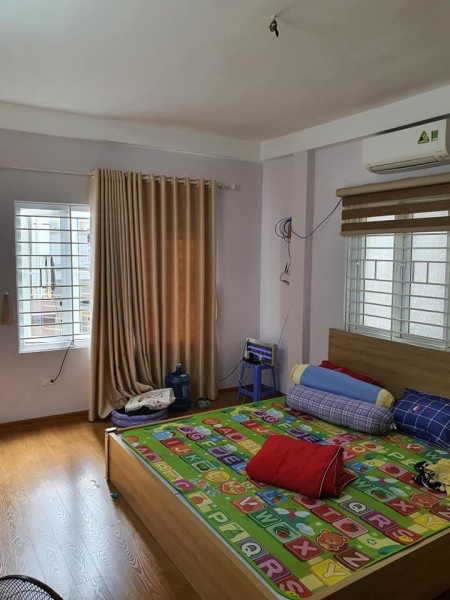 Bán gấp nhà phố Phúc Tân, NHÀ ĐẸP NHƯ BIỆT THỰ LIỀN KỀ, 42m2 /4T, MT 6.9m, 4tỷ8, 093.464.1829