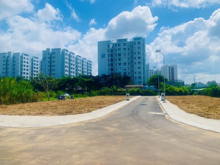 Lô góc 72m2 (5x14.45m) hai mặt tiền. Đường ô tô 12m, cách Võ Văn Kiệt 500m, siêu thị Aeon mall