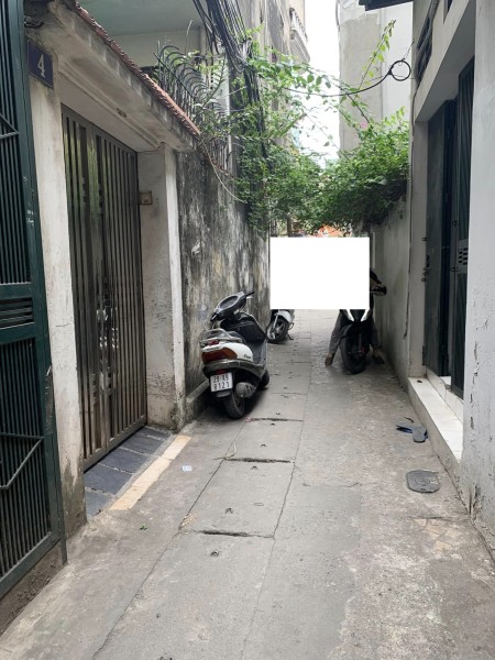 Bán nhà 30m ra mặt phố Ngõ Quỳnh, gần ô tô căn góc nhà đẹp, ngõ 3 gác dt 35m2, mt 4m, giá 3.65 tỷ