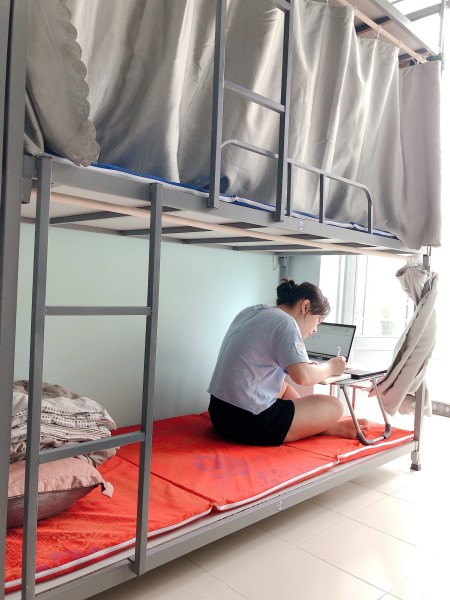 Đi đến slide 4