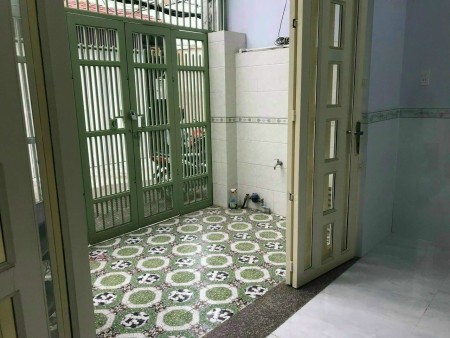 Nhà Nguyên Căn, giá 12tr/th 3pn3wc, nhà mới lh 0383443134
