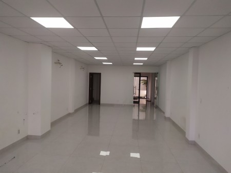 Chính chủ cho thuê văn phòng công ty Số 12 Đường 7C1, Phường An Phú, Quận 2, 35 triệu/ tháng