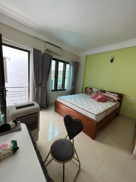 Bán nhà riêng Tạ Quang Bửu, Dân trí tuyệt vời, diện tích 35m², giá chỉ 3 tỷ