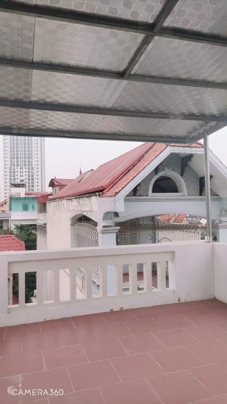 Bán đất tặng nhà Đống Đa, 3 mặt thoáng, siêu ngon DT 77m² mặt tiền rộng thênh thang