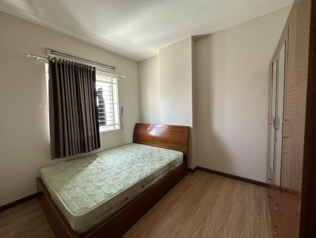 Cho Thuê CHCC ORIENT Bến Vân Đồn, Phường 1 Quận 4, 100m2, 3PN, 2WC, 15TR.