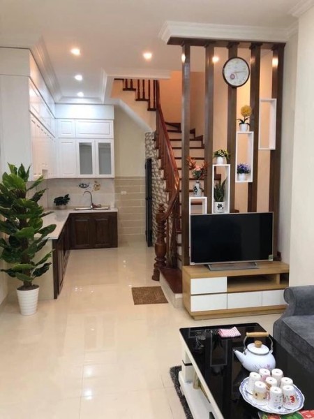 Bán nhà Cổ Linh, Nhà đẹp lung linh,View Aeon, 45m2,3.35 tỷ