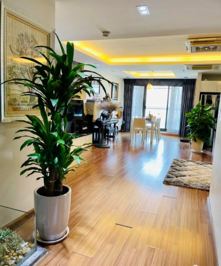 Nhà phố Ngọc Thụy, Lexus đỗ cửa,42m2,3.6 tỷ