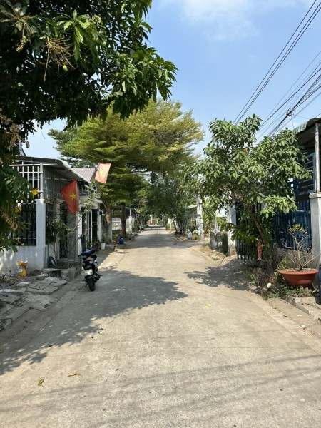 Cần bán đất diện tích 300m², đất trong khu đô thị Mỹ Phước 3 để xây nhà, dân cư đông