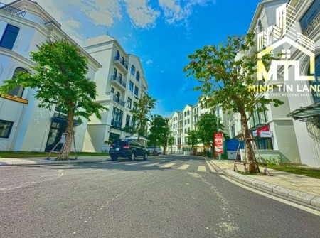 Biệt thự 200m2 bán lỗ 21,12 tỷ bao hết,Vinhomes Quận 9
