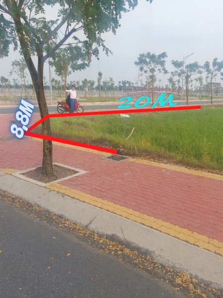 EM CÒN 2 LÔ VIEW SÔNG SIÊU ĐẸP, SIÊU LỢI NHUẬN===>> THÔNG QUA TRUNG TÂM HÀNH CHÍNH HUYỆN MỚI