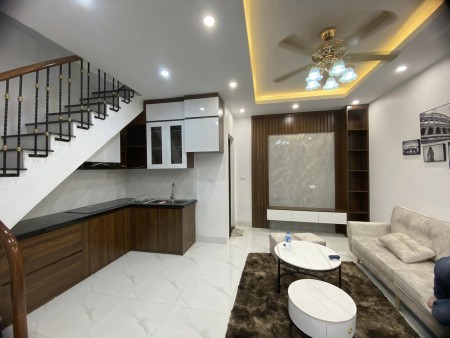 Nhà đẹp giá yêu! Ô tô, bán nhà Hoàng Cầu, Đống Đa 70m chỉ 6.4 tỷ - 0946383428