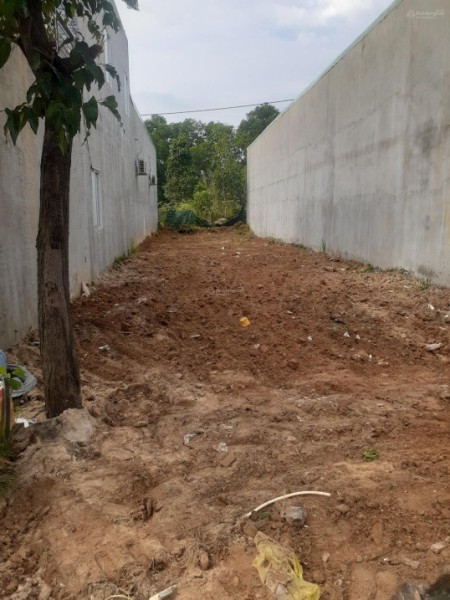 Bán đất chính chủ có sổ sẵn. Giá 1 tỷ 3