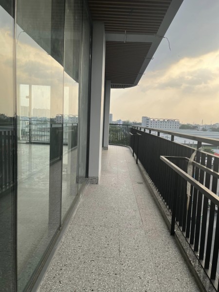 CĂN GÓC MẶT TIỀN LÊ TRỌNG TẤN - SẦM UẤT, THUẬN TIỆN KINH DOANH.