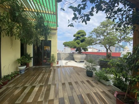 Chính chủ bán tòa nhà văn phòng Hoàng Quốc Việt - Cầu Giấy. DT 295M2, MT 8M, 9 tầng. Giá hơn 179 tỷ