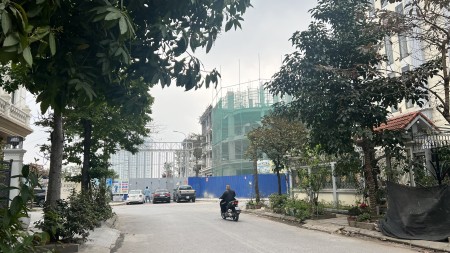 Bán gấp căn LK Kinh Doanh 93m2 KĐT mới Hạ Đình. Giá rẻ 23,5Tỷ