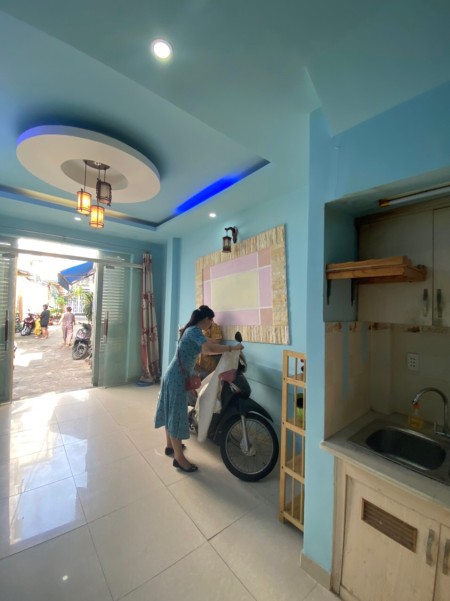 Kẹt Vốn Bán Gấp Căn Nhà Bình Thạnh Đường Nguyễn Thượng Hiền