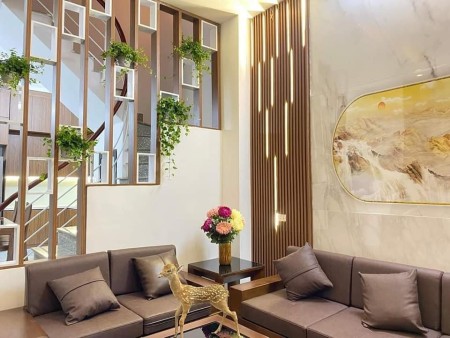 BÁN NHÀ QUANG TRUNG.HÀ ĐÔNG.PHÂN LÔ CÁN BỘ - LÔ GÓC 3 THOÁNG - Ô TÔ VÀO TẬN SÂN – GẦN PHỐ.