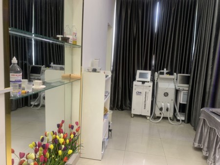 Mặt tiền kinh doanh đông đúc đường 18m, diện tích 4.5x21, 5 tầng, nhà đẹp. Giá 14.5 tỷ