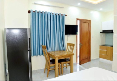 Cho thuê căn hộ dịch vụĐc: 212 Nguyễn Thái Bình, p.12. Tân Bình, HCM