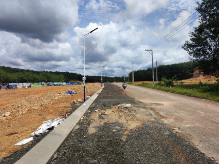 Dự án đất nền, mặt dường nhựa 32m