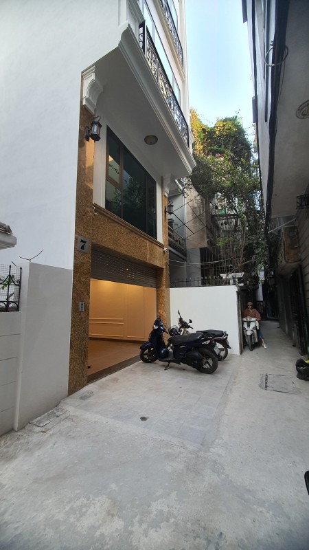 Bán nhà riêng Đống Đa, phố Trung Liệt. Ô Tô đỗ cổng, K Doanh, Ở Sướng. Dt 66m, 3T, MT 3,5m, 11,5 Tỷ.