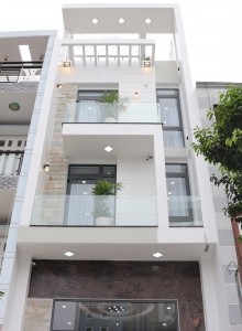 Bán gấp nhà ở đẹp, ô tô cách 7m Gia Quất 50m2 - 5 tầng - giá 5,7 tỷ