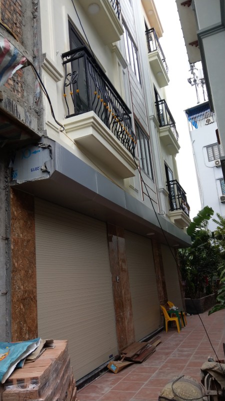 Bán gấp nhà riêng nằm tại Nam Đuống 32m2, giá 3.2 tỷ, ô tô cách nhà 7m