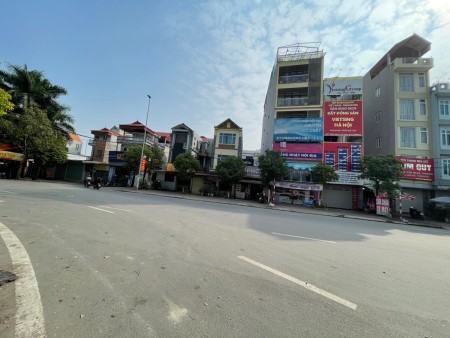 Cần bán nhà phố kinh doanh sầm uất tại Nhật Tân - Đông Anh - 96.7M - Contener đánh võng - trên 20 tỷ