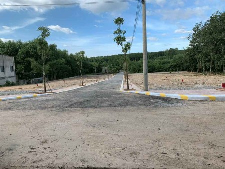 Bán đất 120m2 thổ cư 100% gần sân bay Long Thành