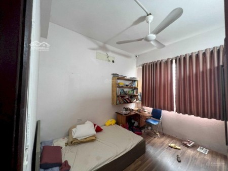 Bán căn hộ hiếm có nhất khu đô thị Đặng Xá DT 70m2 Khu AD 12 tầng