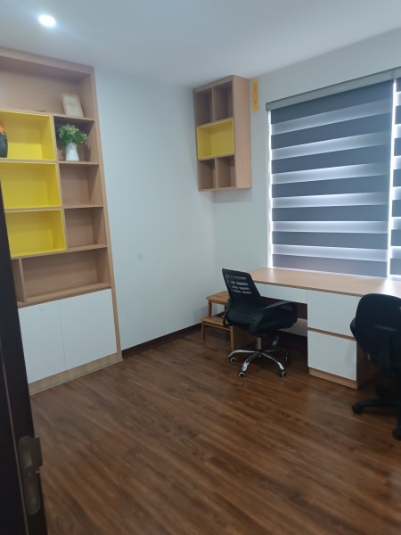 Cho thuê căn hộ dự án Greenstar 234 phạm văn đồng thành phố giao lưu 2 ngủ 2 vs full đồ giá tốt.