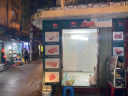 Cho thuê mặt bằng cửa hàng 2 mặt tiền ngõ chợ Khâm Thiên!!!