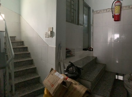 Bán nhà riêng gần trung tâm thể dục thể thao Thủ Đức, đường Chương Dương, DT 226m2, SHR, giá 7 tỷ