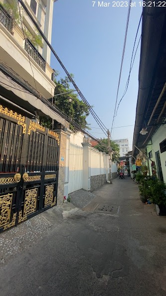 Bán nhà riêng đẹp, hẻm xe hơi tại quận 7, kết cấu 3 tầng 42m2 tại Huỳnh Tấn Phát giá chỉ 4 tỷ