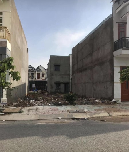 Bán gấp lô đất 100m2 đã có SHR mua công chứng ngay, sát chợ An Sương quận 12