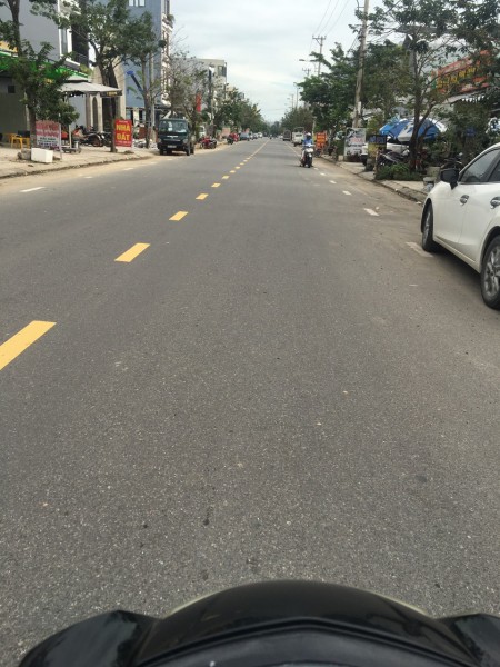 Cần bán nhanh 1 cặp đất đường 10 Lê Quảng Chí - Phường Hòa Xuân, Quận Cẩm Lệ, TP Đà Nẵng