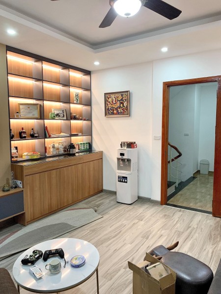 Bán nhà GIẢI PHÓNG - NHÀ ĐẸP - KHU PHỐ VĂN HOÁ - YÊN TĨNH Nhà 3T x 35m2 giá 3,4 tỷ
