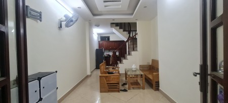 Chính chủ cần bán căn nhà ở Bạch Mai 30m + ngõ chung 17,7m/3.9 tỷ.