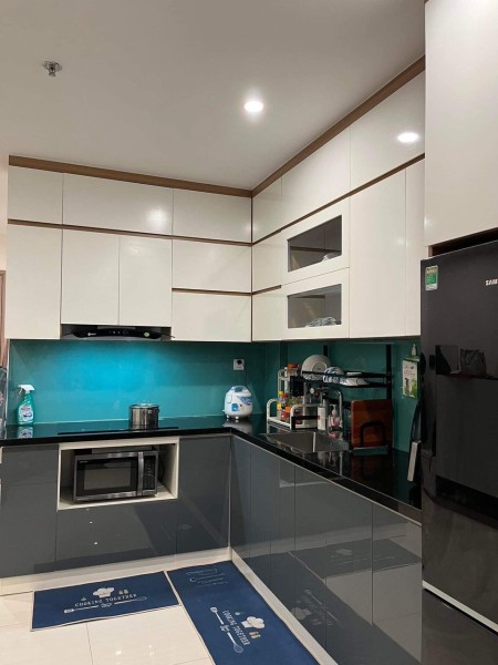 Em cần bán căn hộ 2pn 2vs 63m2, để lại đầy đủ nội thất xịn giá chỉ 2,1 tỷ tại Vinhomes Ocean Park