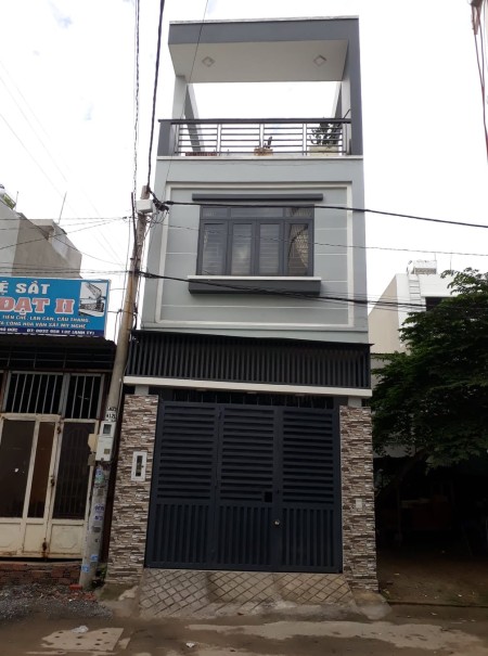 Cho thuê nhà nguyên căn 50m2, 2PN, 3 tầng, đường Ngô Chí Quốc, Thủ Đức