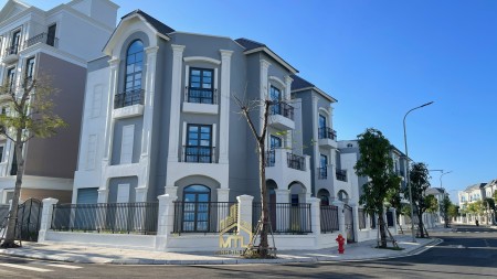 Bán biệt thự 12,8 tỷ có ngay nhà phố Vinhomes Grand park Quận 9
