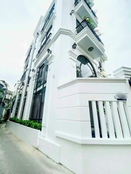 Bán nhà riêng thuộc dinh thự đẳng cấp nội thất 5 sao khu VIP Phan Xích Long giá 11.2 tỷ thương lượng