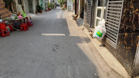 Bán nhà 5 tầng 40m2 Bắc Hải, hẻm 4m thông thoáng, gần Công viên Thỏ Trắng.