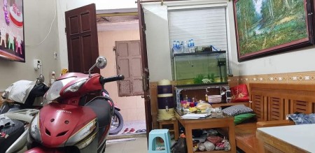 Bán nhà riêng Trương Định ô tô gần nhà, an ninh tuyệt vời, 33m2 chỉ 2 tỷ 3