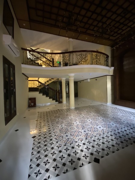 Cho thuê biệt thự Điện Biên Phủ, Quận 3. DT 400m², 4 Lầu. Giá 155 triệu. LH 0911989098