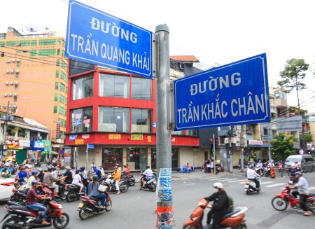 Đi đến slide 2