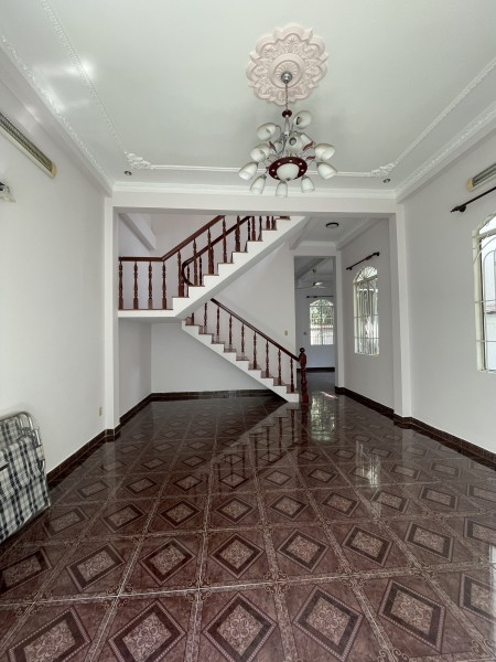 Cho thuê nhà mới sửa sạch đẹp trung tâm Gò Vấp