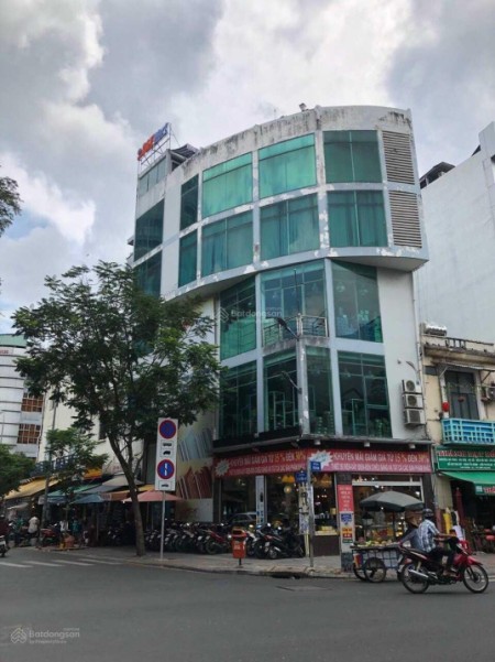 Bán căn duy nhất góc 2 mặt tiền Trần Quang Diệu, P14, Quận 3 (4.5 x 18m ) HĐT 100tr/th gíá 35 tỷ TL