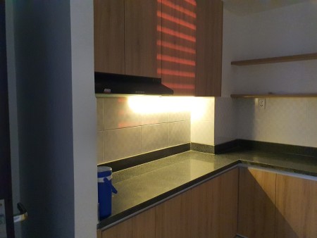 Chính chủ cần bán gấp căn hộ 2pn Dt 70m2 căn góc view sông giá chỉ 1ty9 full nội thất