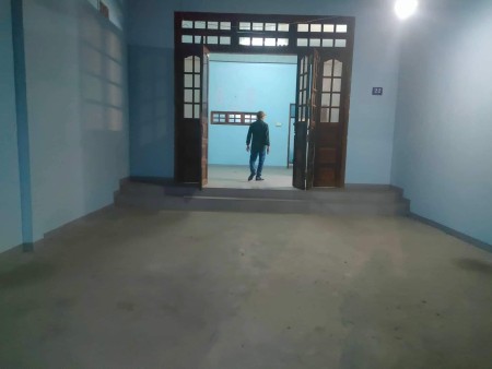 Cần bán gấp nhà trung tâm chợ Đức Mỹ